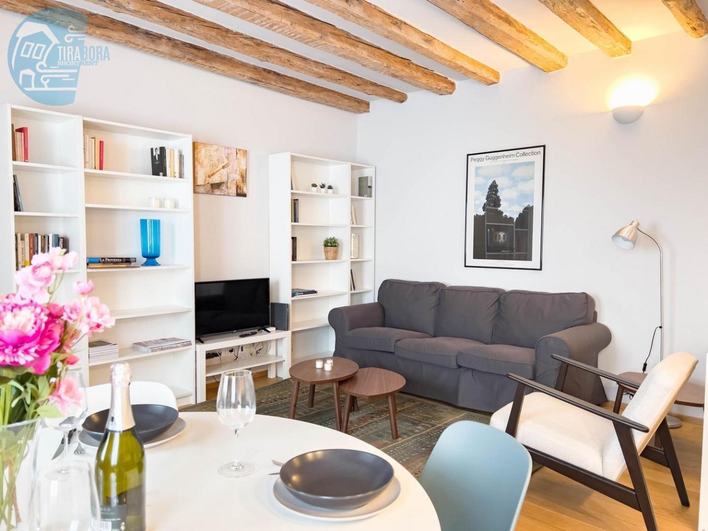 Ferienwohnung Mazzini 9 Tirabora Short Rent Triest Exterior foto