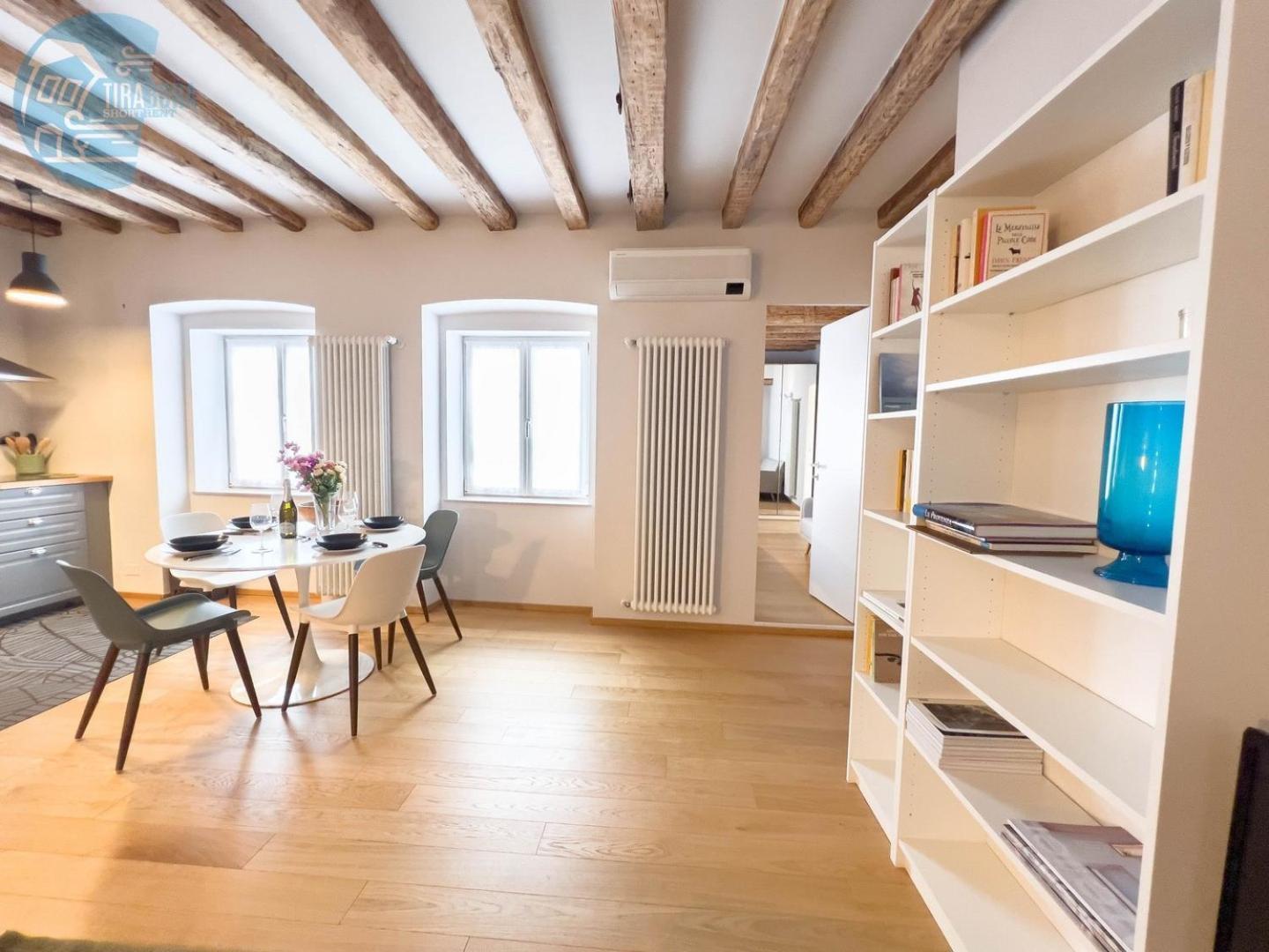 Ferienwohnung Mazzini 9 Tirabora Short Rent Triest Exterior foto