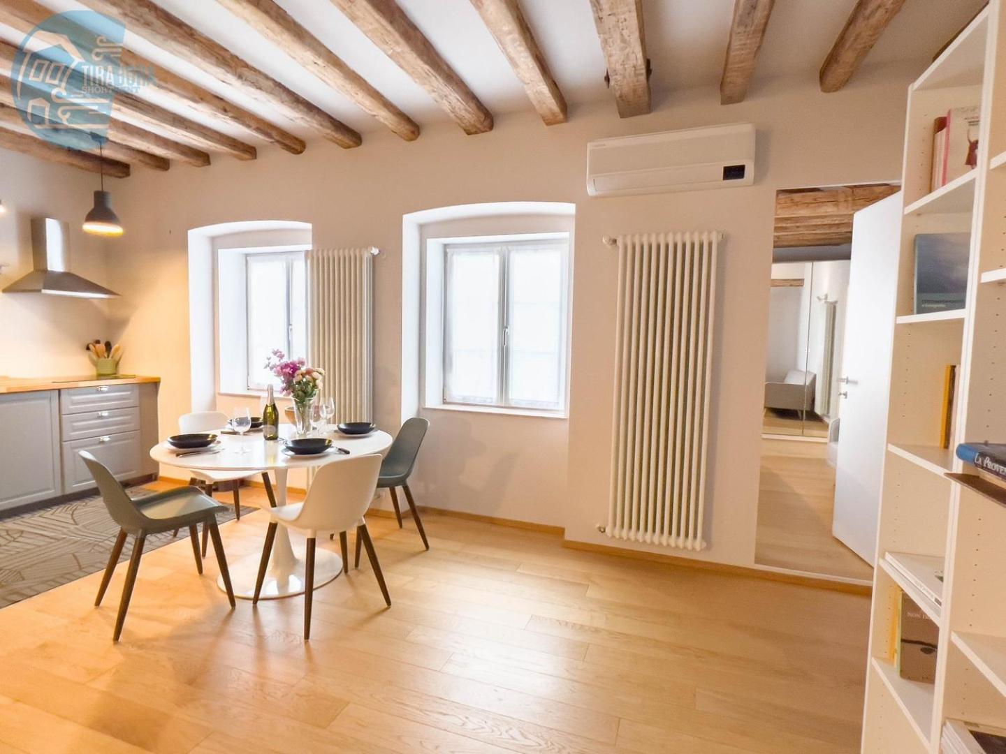 Ferienwohnung Mazzini 9 Tirabora Short Rent Triest Exterior foto