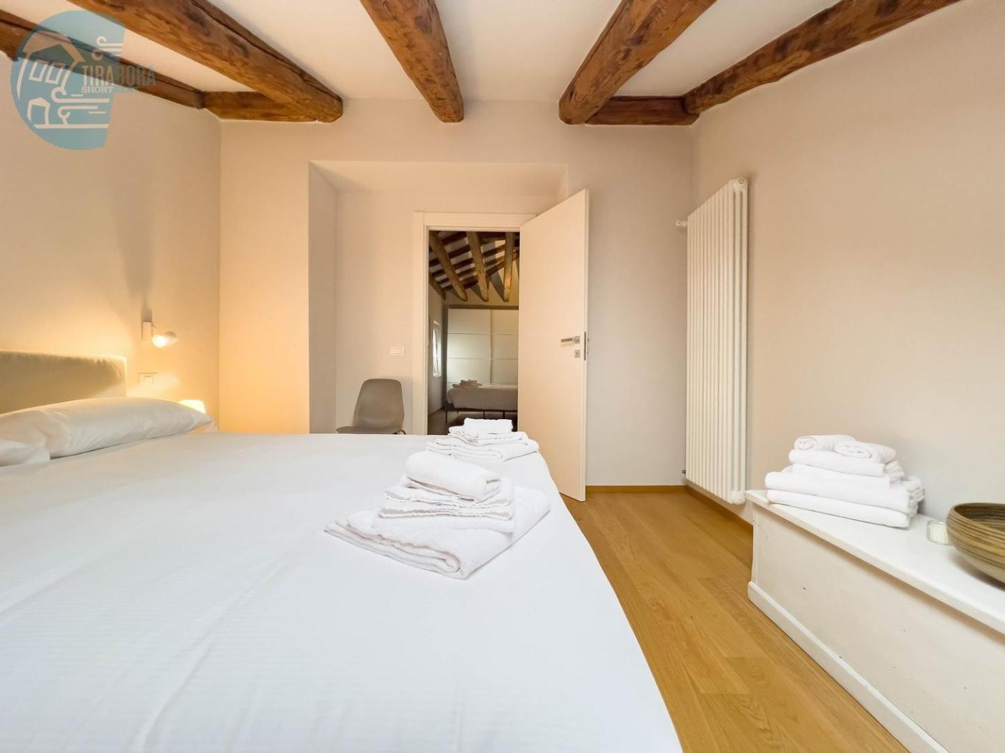 Ferienwohnung Mazzini 9 Tirabora Short Rent Triest Exterior foto