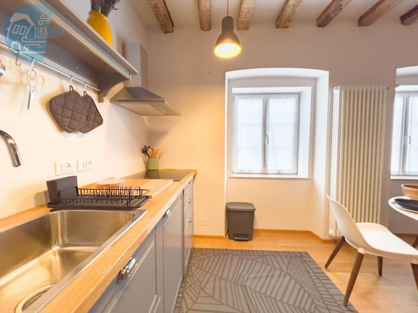 Ferienwohnung Mazzini 9 Tirabora Short Rent Triest Exterior foto