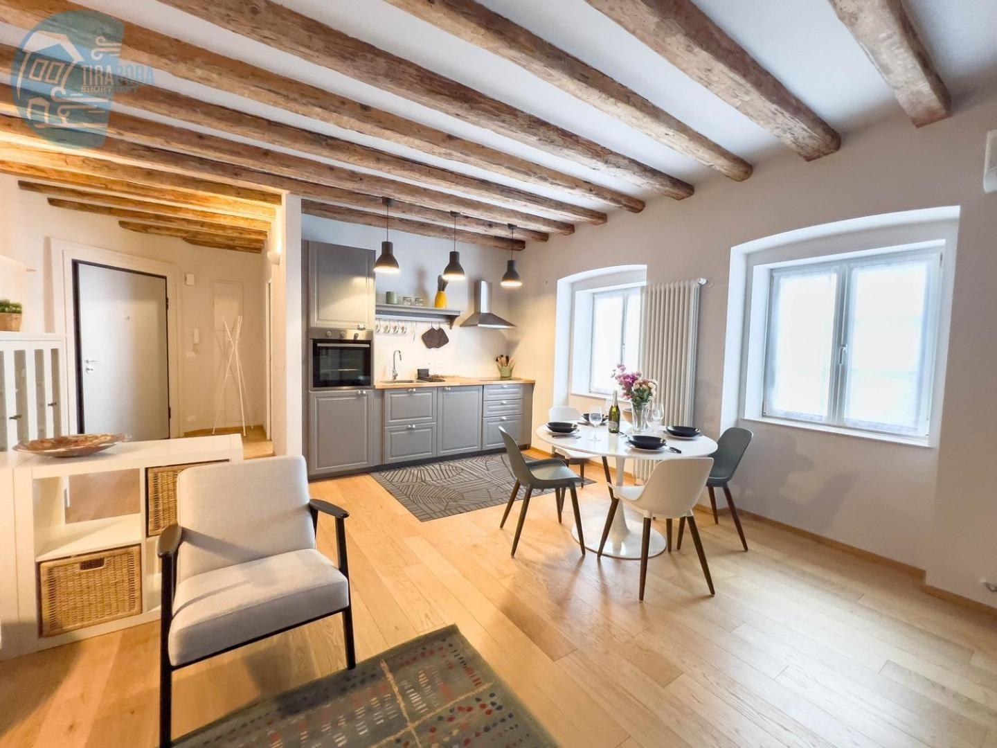 Ferienwohnung Mazzini 9 Tirabora Short Rent Triest Exterior foto