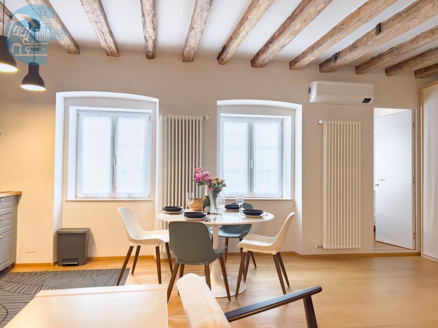 Ferienwohnung Mazzini 9 Tirabora Short Rent Triest Exterior foto